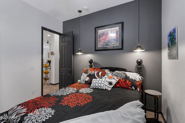 369 W GLACIER BAY Drive, San Tan Valley, AZ 85140