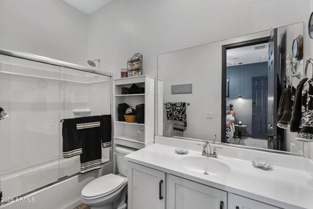 369 W GLACIER BAY Drive, San Tan Valley, AZ 85140