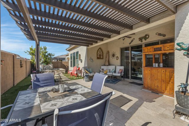 369 W GLACIER BAY Drive, San Tan Valley, AZ 85140