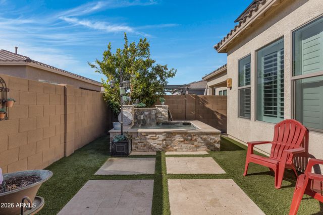 369 W GLACIER BAY Drive, San Tan Valley, AZ 85140