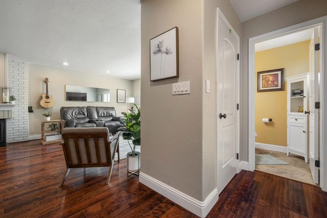 50 W Yorkshire Dr, Stockton, CA 95207