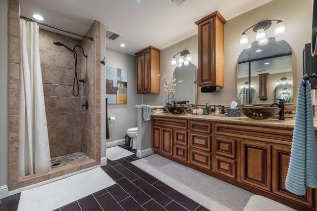 50 W Yorkshire Dr, Stockton, CA 95207
