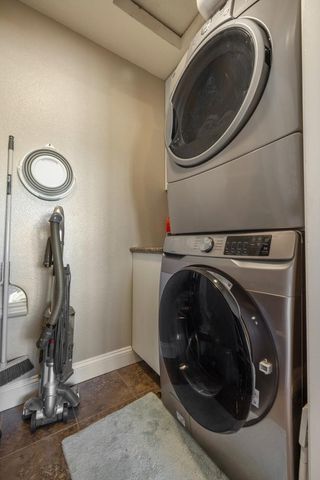50 W Yorkshire Dr, Stockton, CA 95207