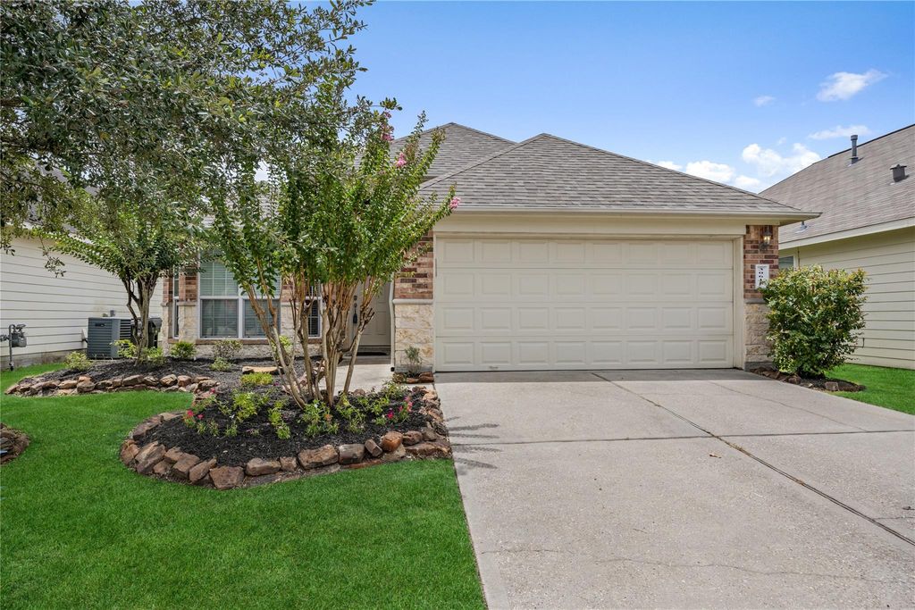 30611 Gardenia Trace Drive, Spring, TX 77386