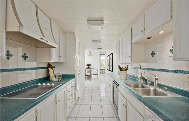 5340 Yarmouth Ave 205, Encino, CA 91316