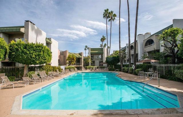 5340 Yarmouth Ave 205, Encino, CA 91316