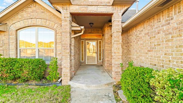 708 SW 157th Street, Oklahoma City, OK 73170