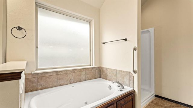 708 SW 157th Street, Oklahoma City, OK 73170