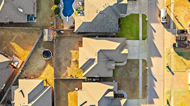 708 SW 157th Street, Oklahoma City, OK 73170