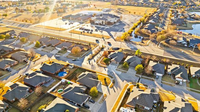 708 SW 157th Street, Oklahoma City, OK 73170