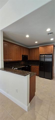 2823 Poinciana Cir, Cooper City, FL 33026