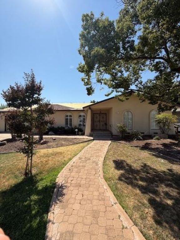 91 O Street, Sanger, CA 93657