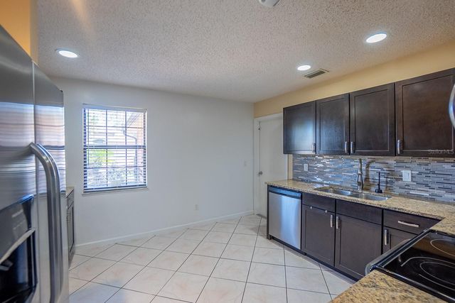 6 WESTGRILL DRIVE, Palm Coast, FL 32164