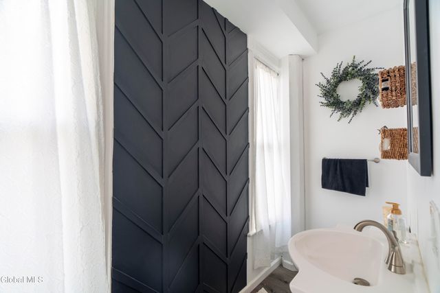 16 Fonda Avenue, Troy, NY 12180