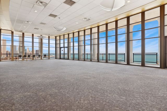 233 E 13th Street 1910, Chicago, IL 60605