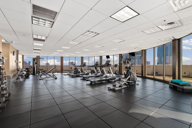 233 E 13th Street 1910, Chicago, IL 60605