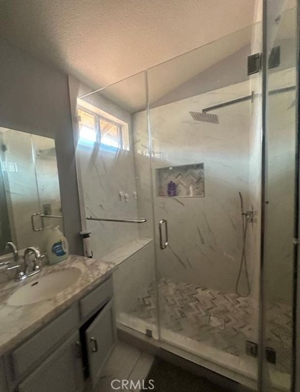 Image 11 of property listing at 5147 Moonraker, Palmdale, CA 93552