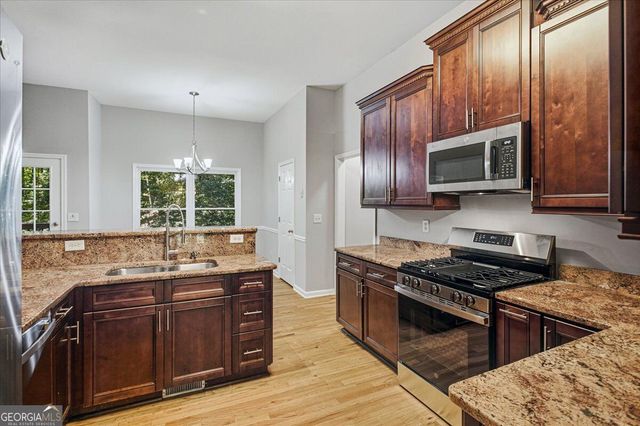 455 Summer Breeze Court, Alpharetta, GA 30005
