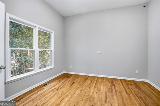 455 Summer Breeze Court, Alpharetta, GA 30005