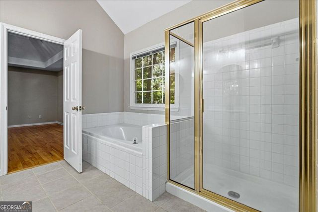 455 Summer Breeze Court, Alpharetta, GA 30005