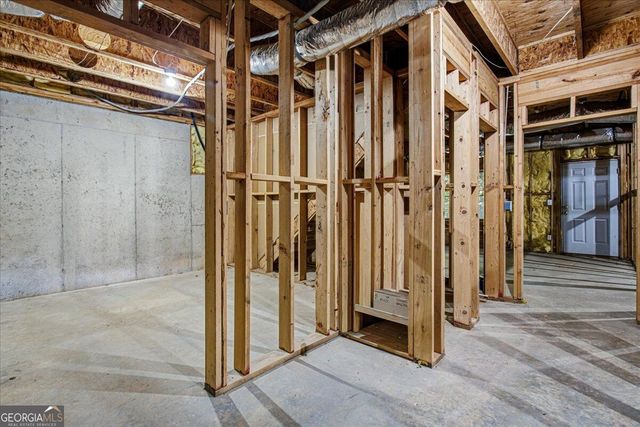 455 Summer Breeze Court, Alpharetta, GA 30005