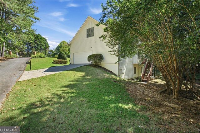 455 Summer Breeze Court, Alpharetta, GA 30005