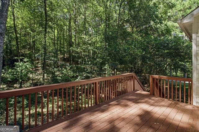 455 Summer Breeze Court, Alpharetta, GA 30005