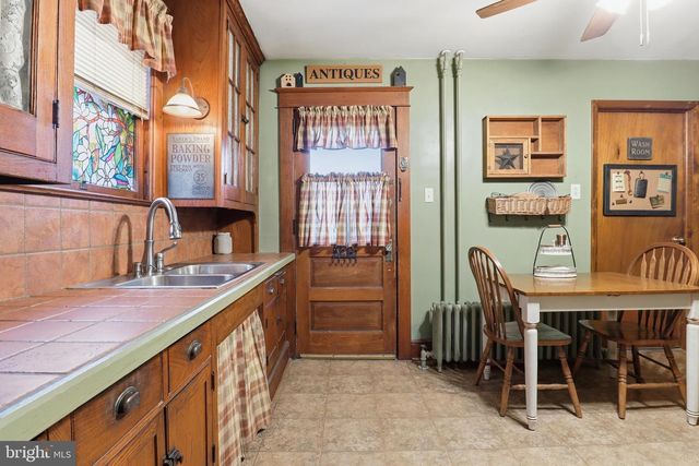 1261 W PRINCESS ST, York, PA 17404