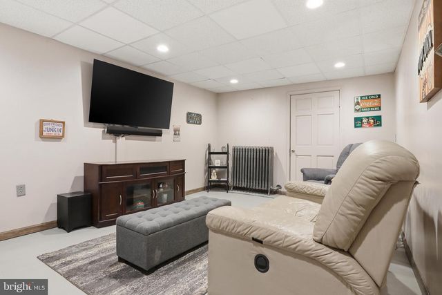 1261 W PRINCESS ST, York, PA 17404