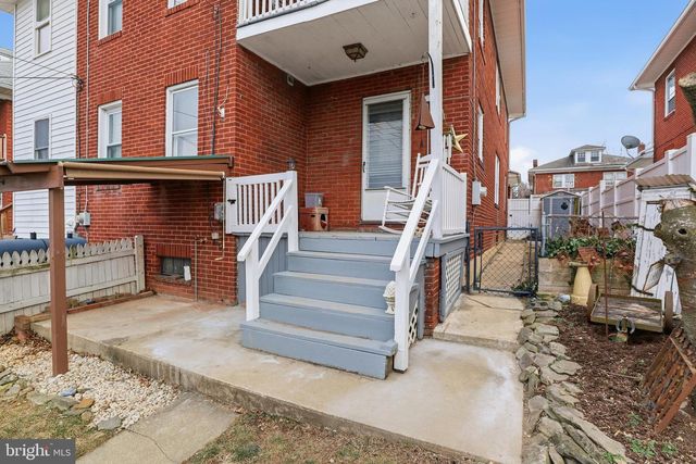 1261 W PRINCESS ST, York, PA 17404