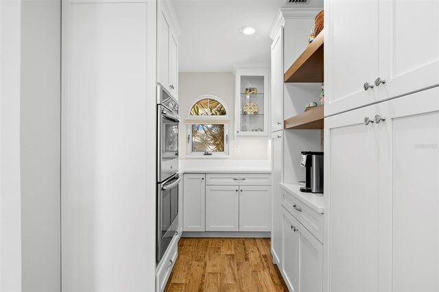 2035 HAWAII AVENUE NE, St Petersburg, FL 33703