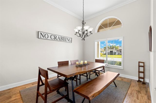 2035 HAWAII AVENUE NE, St Petersburg, FL 33703