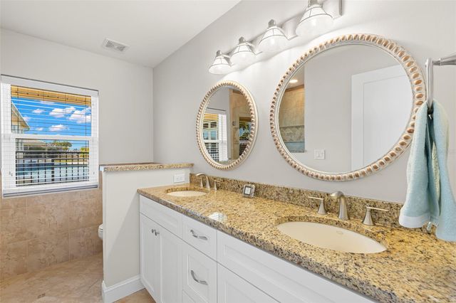 2035 HAWAII AVENUE NE, St Petersburg, FL 33703