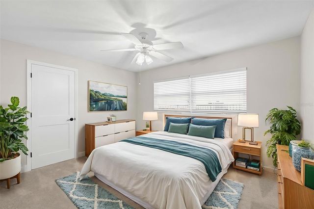 2035 HAWAII AVENUE NE, St Petersburg, FL 33703