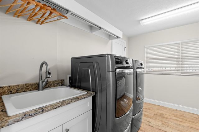 2035 HAWAII AVENUE NE, St Petersburg, FL 33703