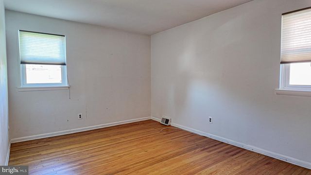 12512 BISCAYNE DR, Philadelphia, PA 19154