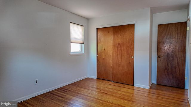 12512 BISCAYNE DR, Philadelphia, PA 19154