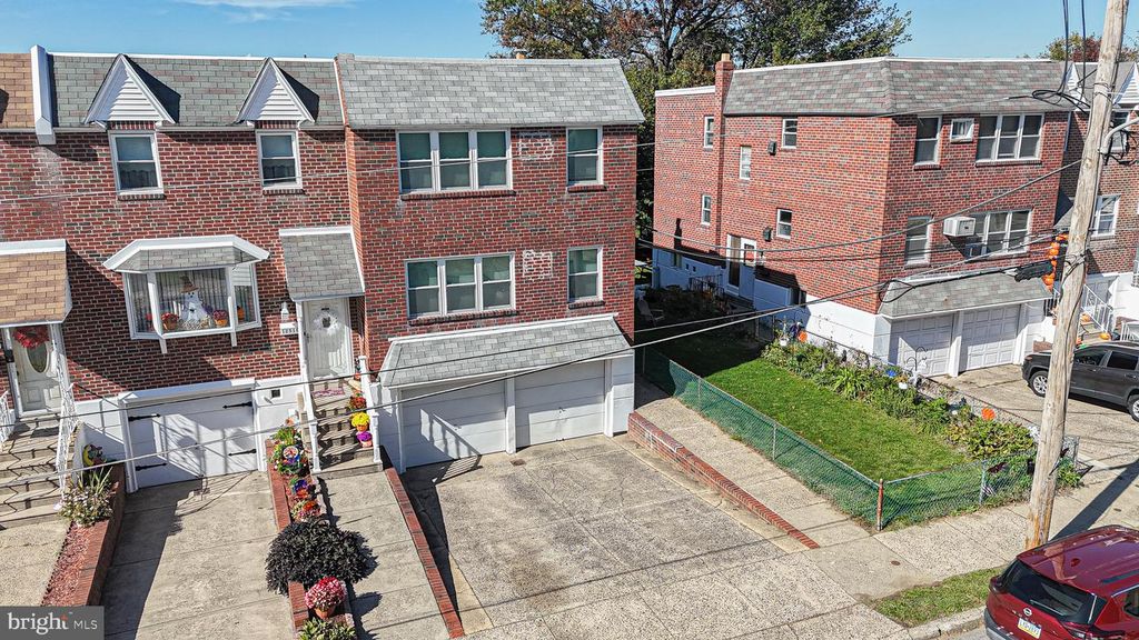 12512 BISCAYNE DR, PHILADELPHIA, PA 19154 — exterior