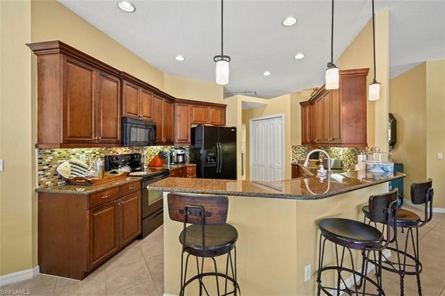 13800 Farnese DR, Estero, FL 33928