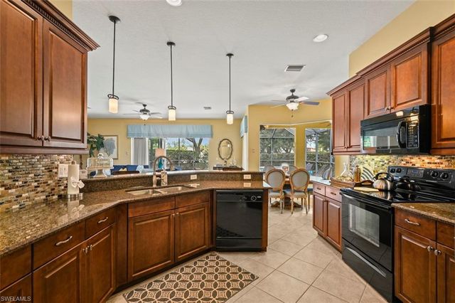 13800 Farnese DR, Estero, FL 33928