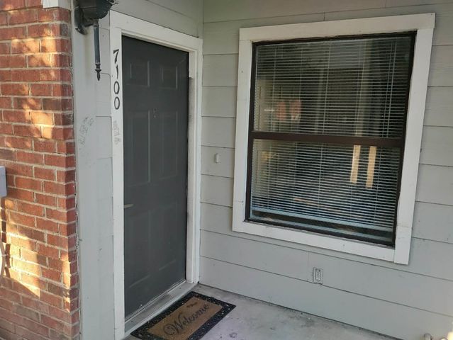 6289 Wilcrest Drive 7100, Houston, TX 77072