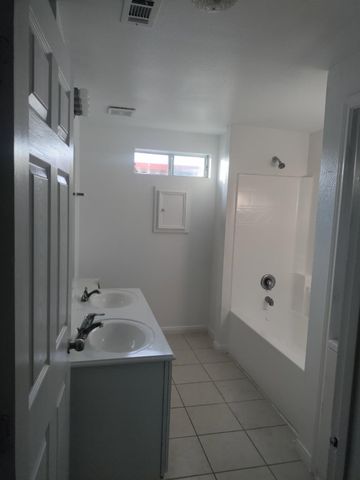 6289 Wilcrest Drive 7100, Houston, TX 77072