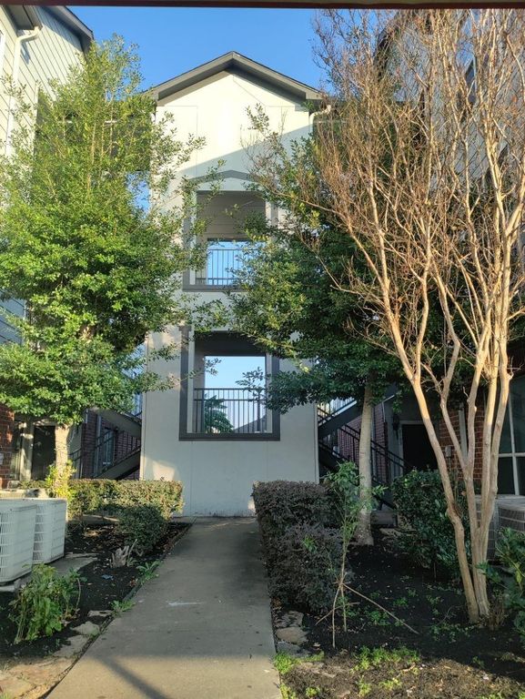 6289 Wilcrest Drive 7100, Houston, TX 77072