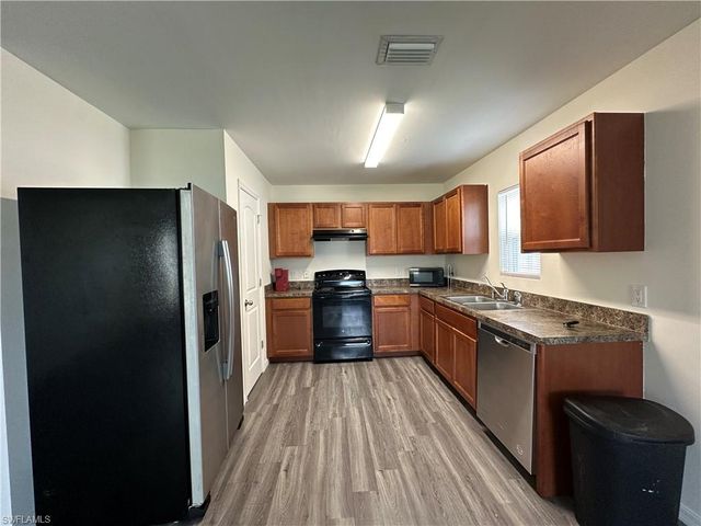 1315 NW 15th AVE, Cape Coral, FL 33993