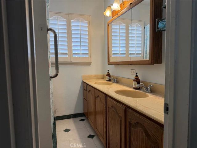 5749 Fanwood, Lakewood, CA 90713