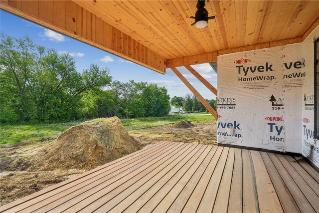 120 Howard Ave, Swisher, IA 52338