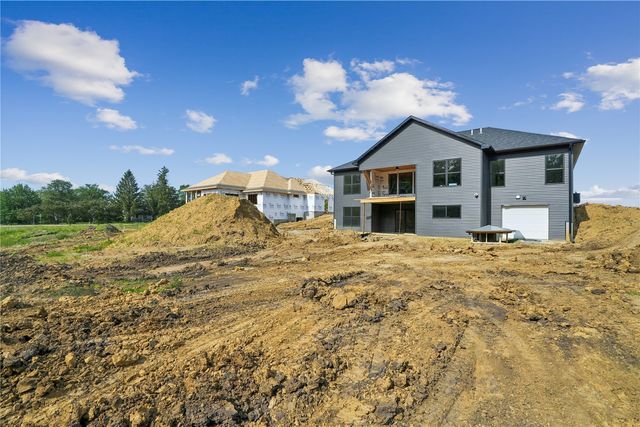 120 Howard Ave, Swisher, IA 52338