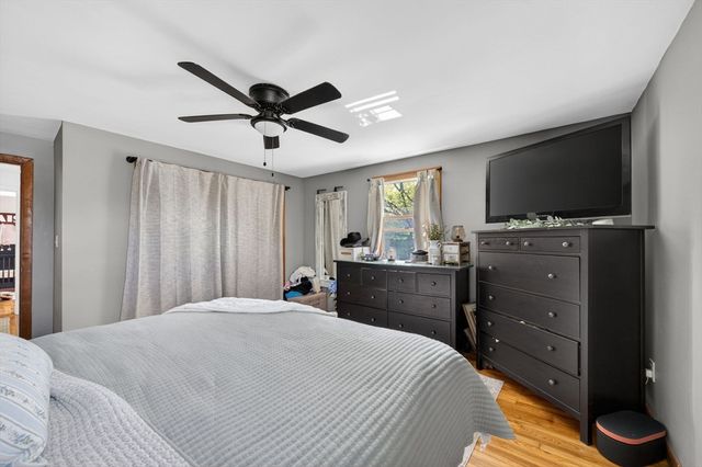 846 Middle St, Dighton, MA 02764