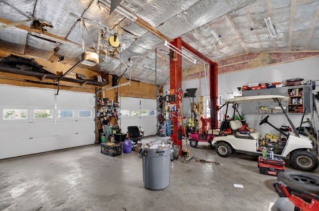 846 Middle St, Dighton, MA 02764