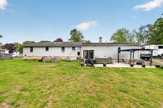 846 Middle St, Dighton, MA 02764